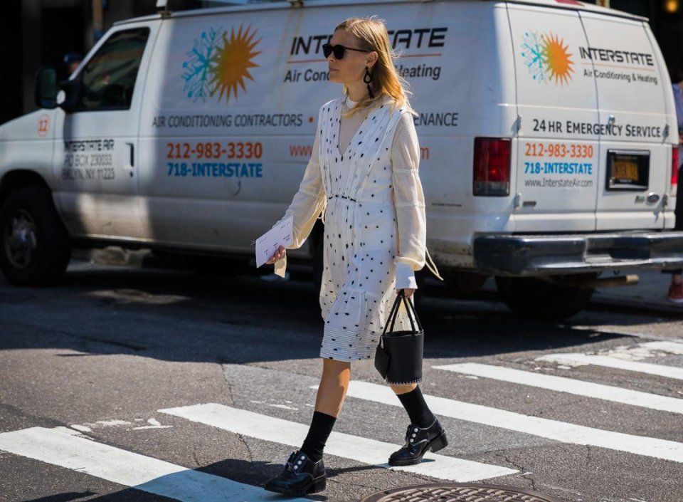 印花搭配通用指南:这个夏天如何美得艳而不俗?