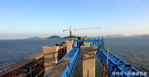  「规划」这座大桥从规划到通车用19年，耗资95亿，每年通车4000