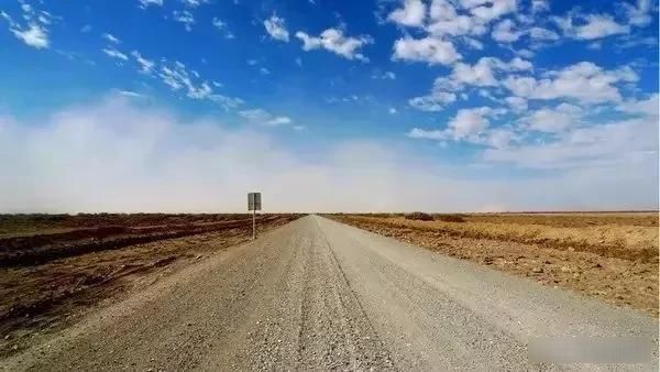  『绝美』中国神秘壮阔最美四大无人区，人迹罕至却景色绝美，你敢去吗？