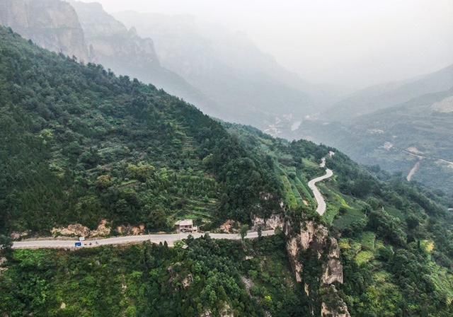 探访山西井底村挂壁公路,最后一条可自驾通行且不收费的挂壁公路