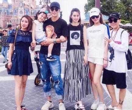 张丹峰发声明追究大V“造谣”责任, 反被大V正面杠, 回应快来告我