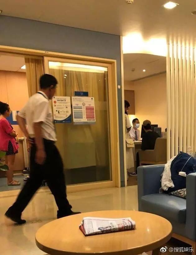 范丞丞被疑耍大牌,助理被辞退,粉丝列出罪状,要求维权!