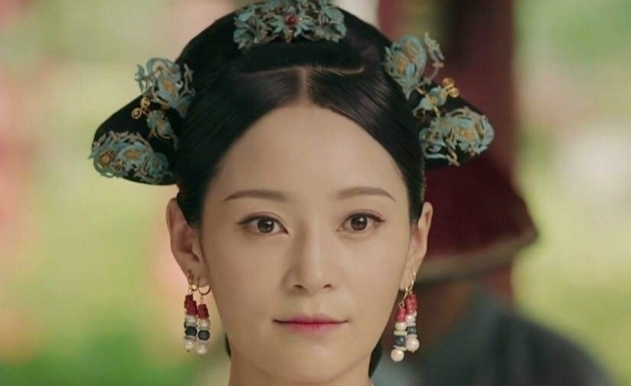 儿子@妻子倒追他5年,生下双胞胎儿子取名"一模一样",如今越来越红