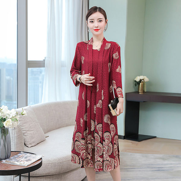 整整逛了10条街，终于发现这高级“棉麻”秋裙，洋气减龄超舒适