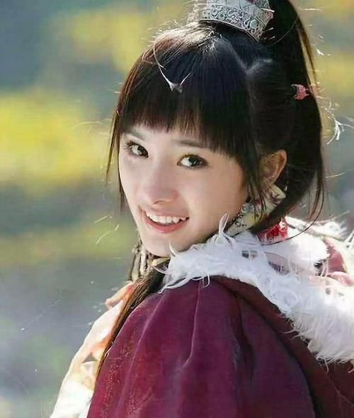  『酷似』她酷似杨幂搭档刘诗诗，出演情深深雨蒙蒙，如今出演枕上书认不出