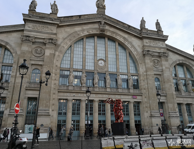 华为P20 Pro成为全球最强拍照手机,它比三星苹