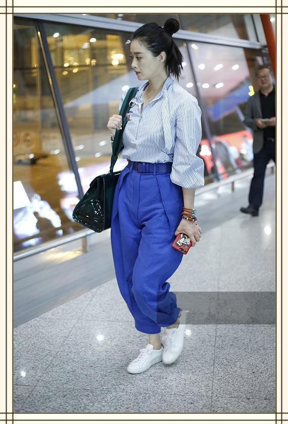 当180斤郑欣宜和110斤蒋欣同穿阔腿裤，网友:微胖真的不用减肥!