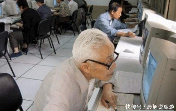  「老人」中国和日本退休老人的生活有什么不同？看一下两国街头