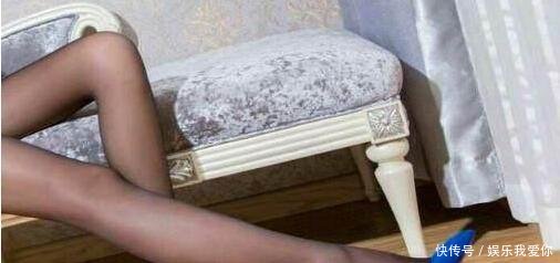 尖头细高跟鞋，走路姿势有着美感的趋势哟！