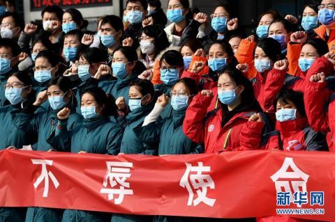  新华社记者李安|河南省第二批医疗队奔赴湖北