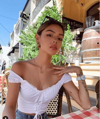  【颈链】颈链都过时了，就放过它吧！本季这3大项链元素才是你的时髦首选