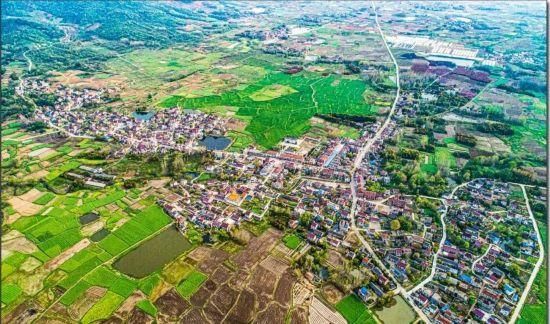  「美丽」换一个角度看美丽乡村——苏湾镇包坊村