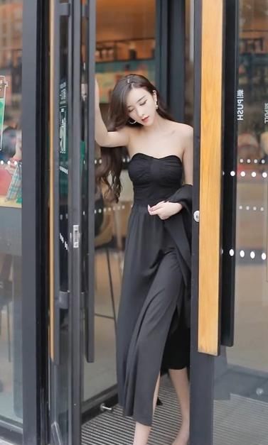  心中|自然显清新的小姐姐，灵动不凡，这就是我心中的气质女神！