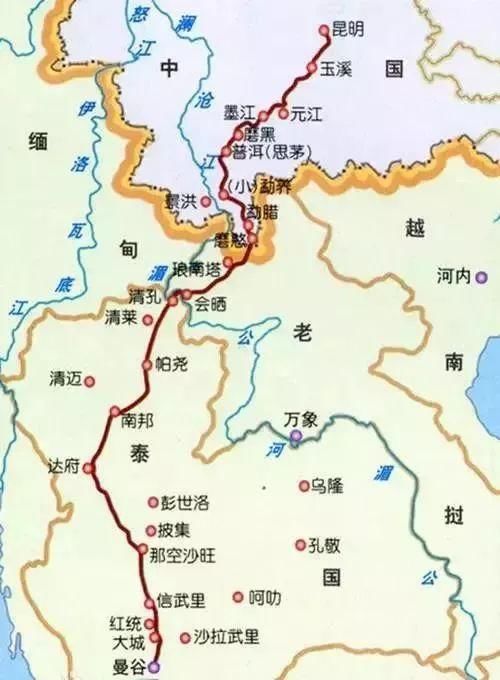 中国有一条跨了三个国家的高速公路，全程长1800公里