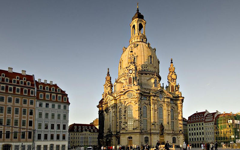 看看德国各州的人均GDP,我们与人家的差距犹