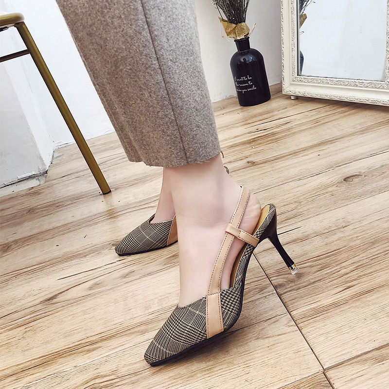 女人别和美丽过不去，7双高贵女凉鞋，上脚提升档次更迷人