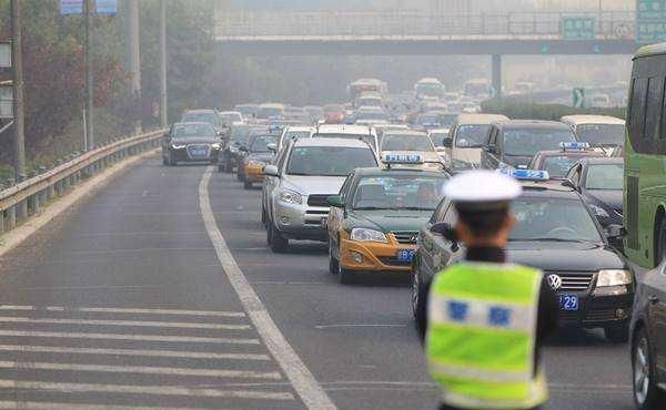  编号|国庆高速免费，那30号上高速1号零点下高速，还需要收费？