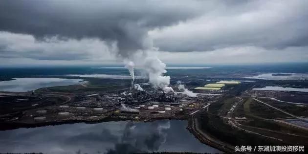 刚刚，加拿大石油价格崩盘，每桶仅16块钱~