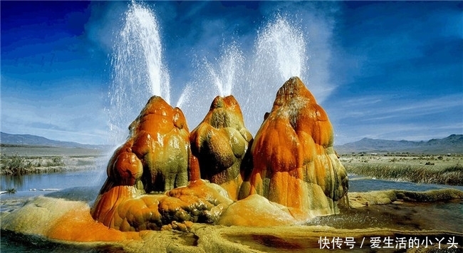 全球十大奇特的自然景观,五色河呈现五种色彩,看起来非常的梦幻