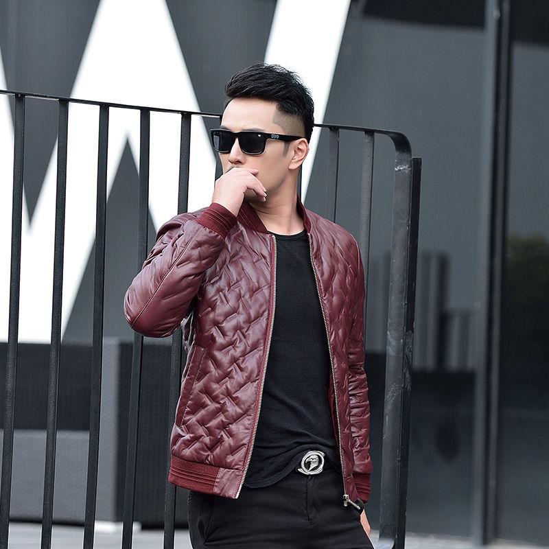 今年流行的“皮夹克”,果然不同凡响,51岁老公穿了拍案叫绝