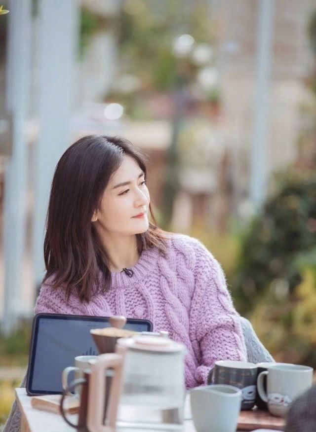  #洗脑#爱上了！和春风一起抵达的香芋紫，比淡黄的长裙还洗脑