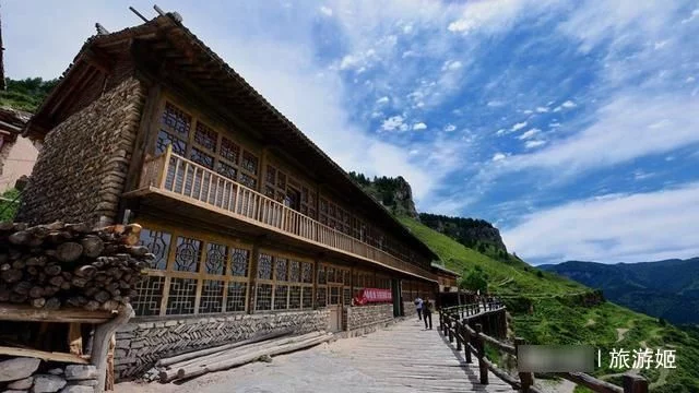 悬在空中的神奇村庄:如同一片世外桃源,村民淳朴友好!【2020热门旅游景点】