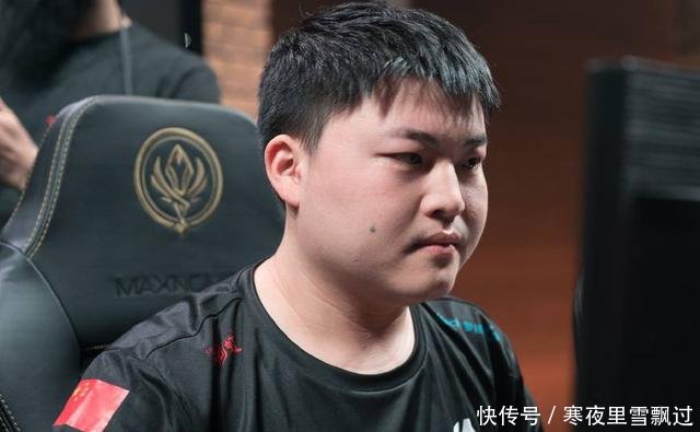 Uzi签约虎牙并不是因为它上市了!这一点才是他