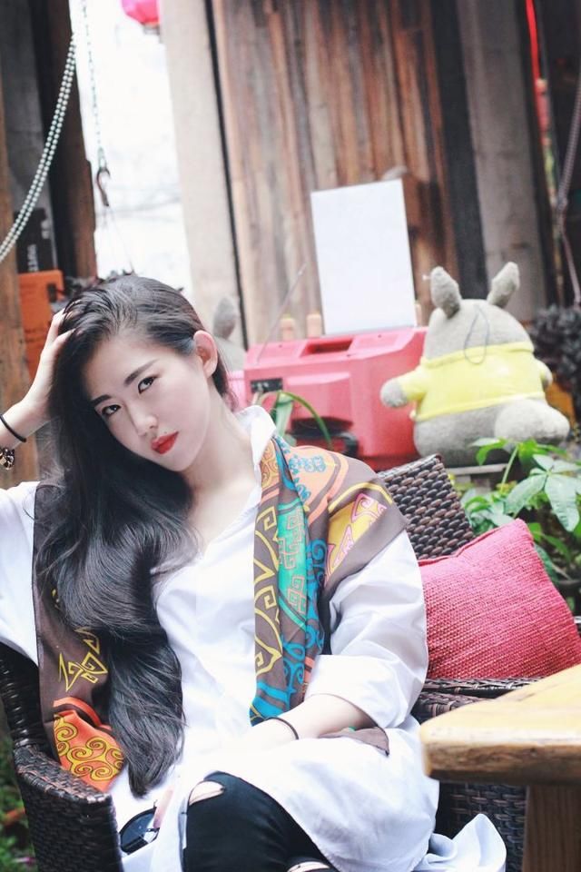 胸小的女孩穿什么衣服好看？