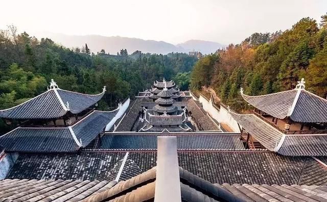 隐藏在湖北的这片仙境，美到窒息，却低调了多年！