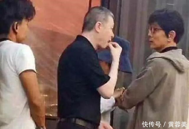 《手机2》风波后，冯小刚首次发文澄清谣言