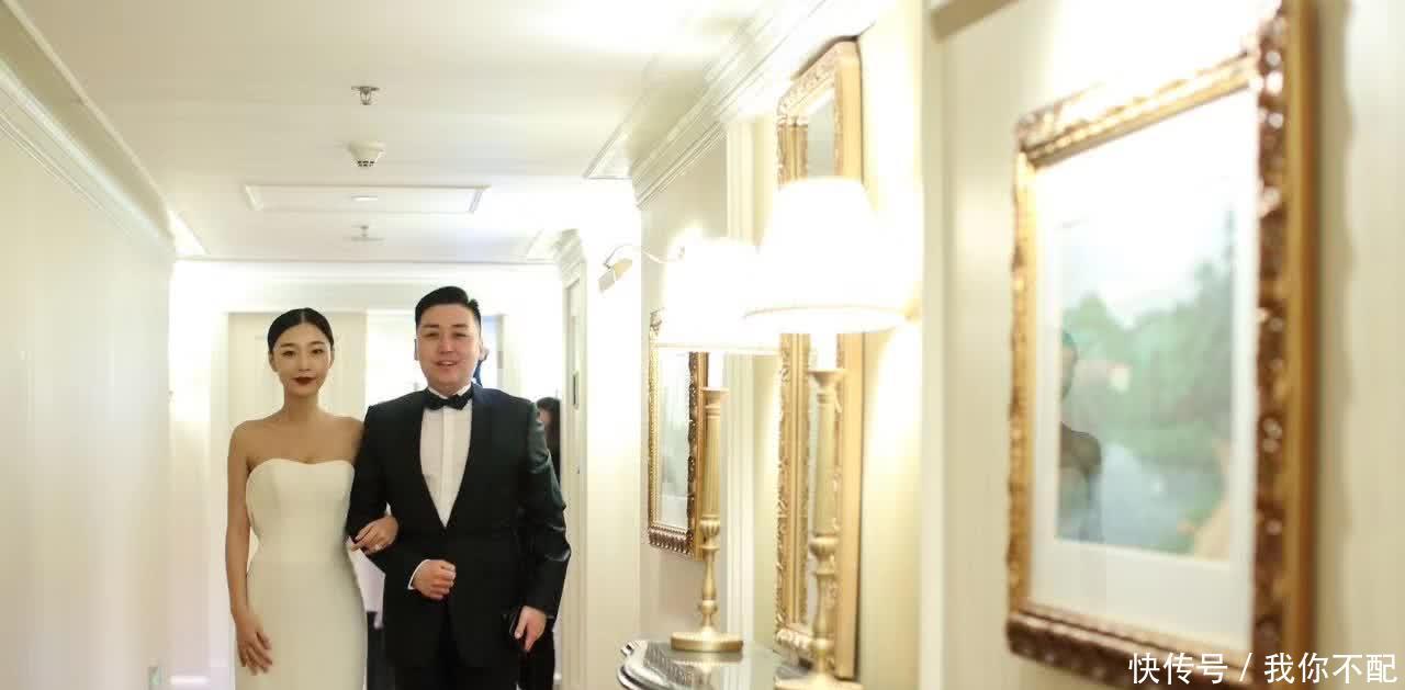 「来宾」她用一件其他新娘不会穿的婚纱,惊艳了在场所有的来宾
