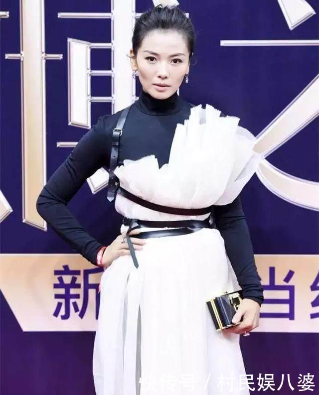 刘涛丢人丢大了！同穿“背背佳”，杨幂美炸天！她像绑了颗大白菜