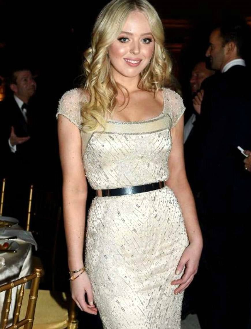 特朗普小女儿:紧身短裙好身材藏不住，镂空短裙与郭碧婷拼颜值!