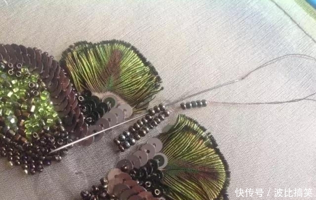 【珠绣胸针】你离小仙女只差一件闪闪的配饰,DIY手工珠绣饰品,附教程