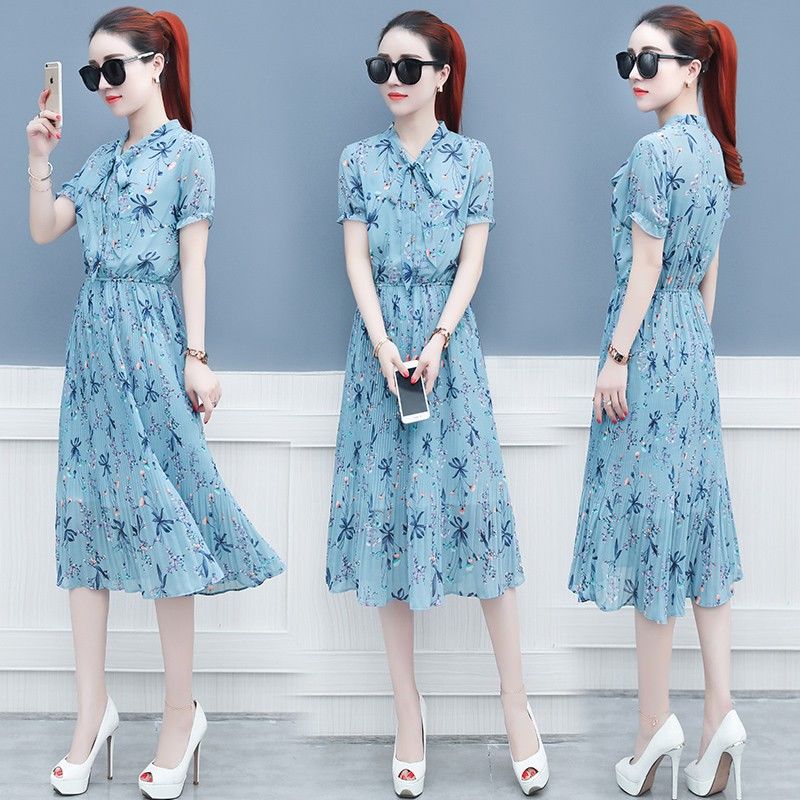 想要穿出玲珑有致的曲线吗?选好一条最收腰的裙子，优雅更迷人