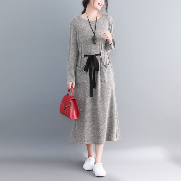 裙子要过膝的才好看!瞧瞧这十款，一款比一款靓，上身美的惊人