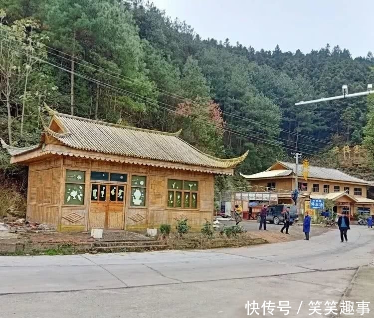  违建@动真格了！六都寨水库大坝上多处违建被拆除！