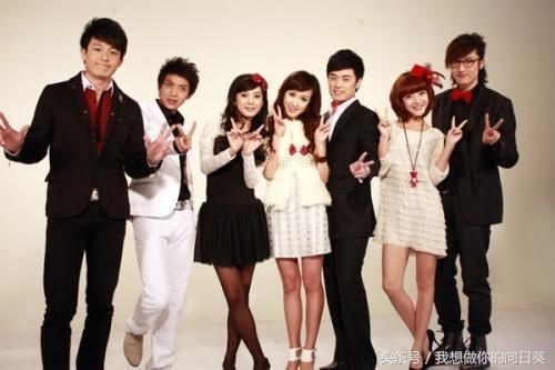 娄艺潇发3601室友合照，秦羽墨被指整容，网友知道真相后愤怒