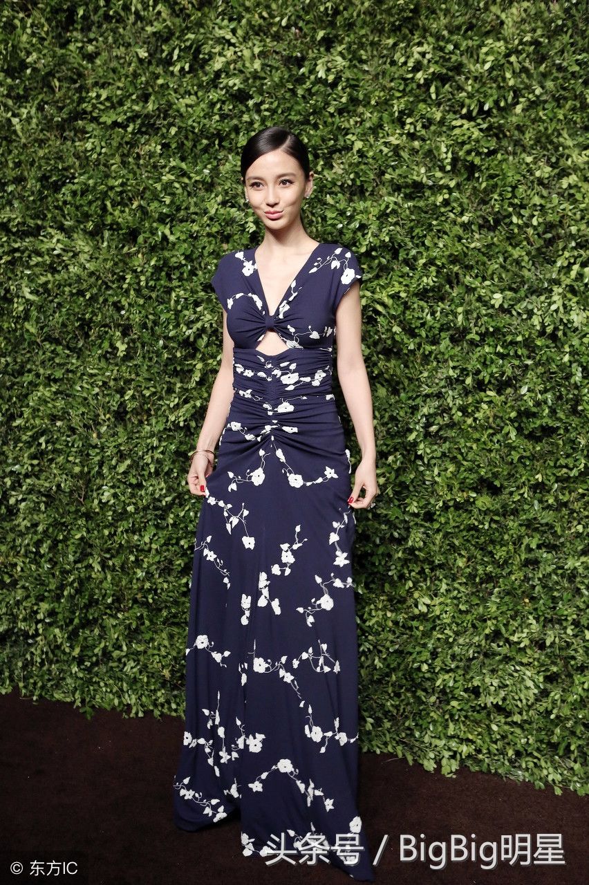 杨颖终于扎起了头发，气质温婉美翻天，网友:确实被惊艳到了!