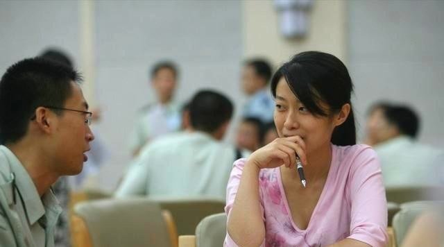 继光棍危机后，农村3怪象愈演愈烈，老农再不管，娶妻更难了！