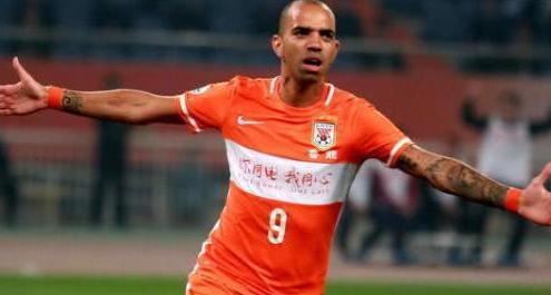 “刀”与“炮”的抉择，揭示鲁能因何放弃的是他？