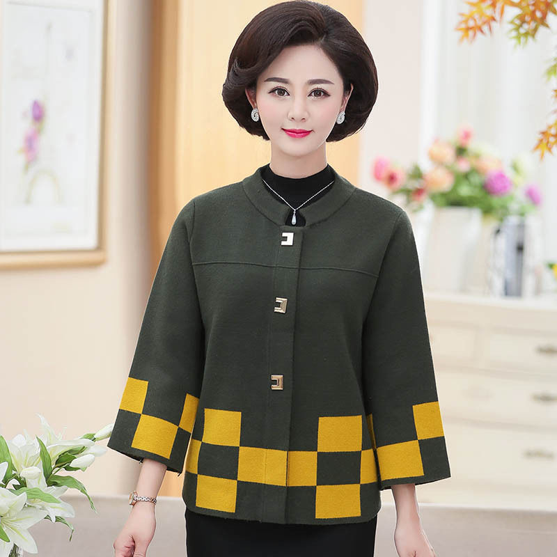 女人越有气质就越年轻漂亮，身上多穿这几件，那绝对美