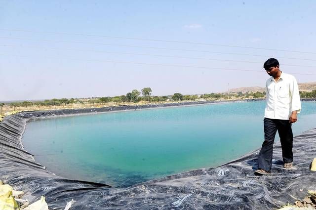  【老外】老外拍下中印两国最有钱的村庄，对比后感叹差距太大