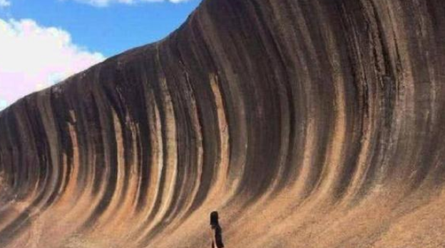 世界上最坚硬的“海浪”,静止在那里上亿年,游客:好壮观