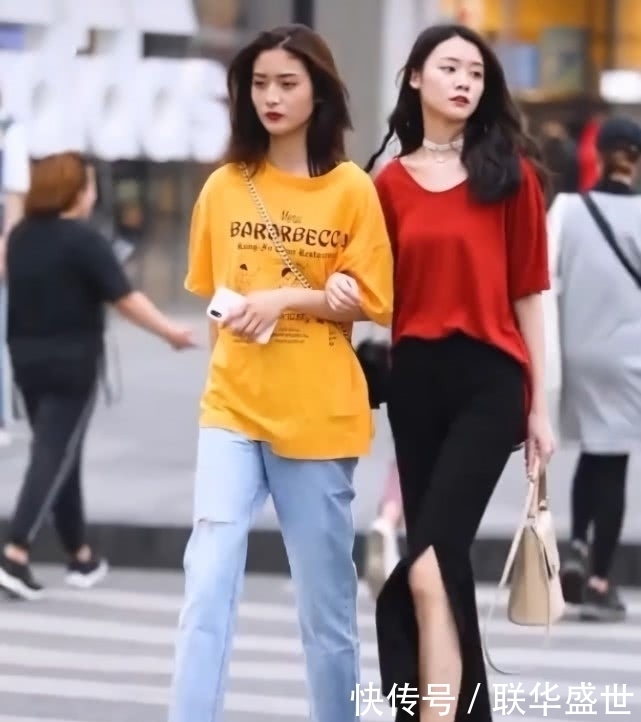 「搭配」女神和女汉子成为闺蜜太抢镜:一个穿真裤子,一个穿“假裙子”