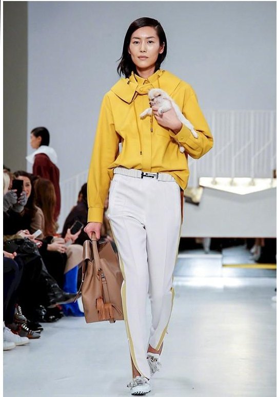 看过刘雯这个裸妆，我再也不想化妆了，网友:难怪刘诗诗要捂着嘴