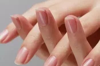  『理想』留长指甲好不好？指甲的理想长度是多少？为了健康，多了解下吧