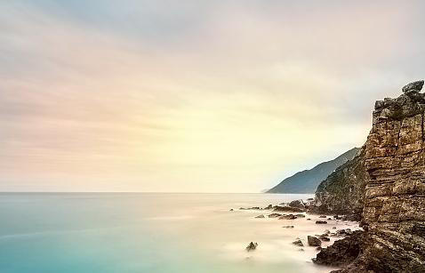 蓝天，白云，是这个世界最无与伦比的美丽