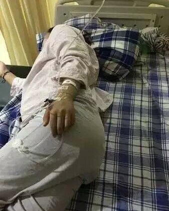 网红Saya行为语言暴打孕妇，网友集体围攻贱人，你这样人活该被骂