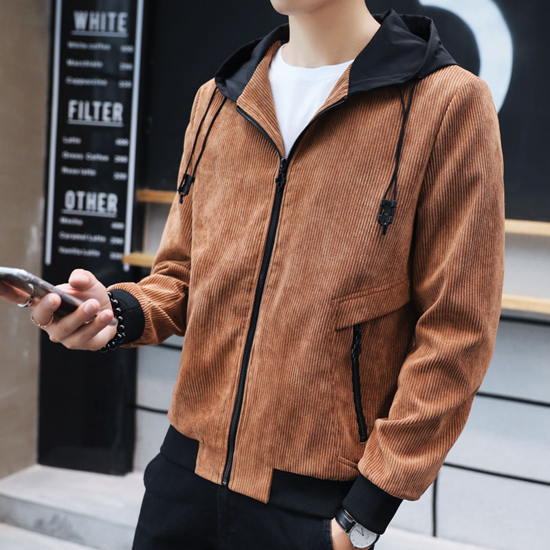 男人到了43岁，少烟少酒，用心打扮打扮自己，走哪都迷倒一片